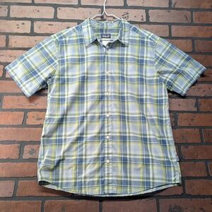 Patagonia Men's M Plaid Green Organic Cotton Short Sleeve Button-Up Shirt